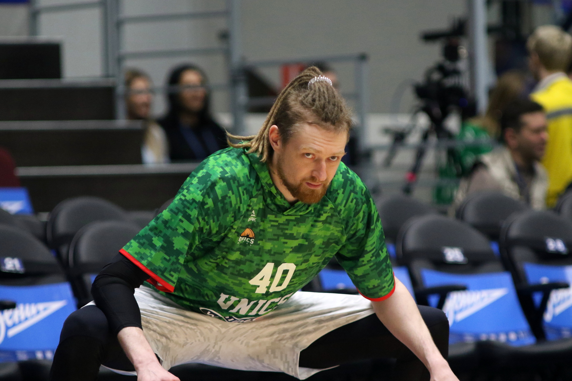 Баскетболист УНИКСа Лазарев заявил, что профессиональный атлет для геймеров не является авторитетом