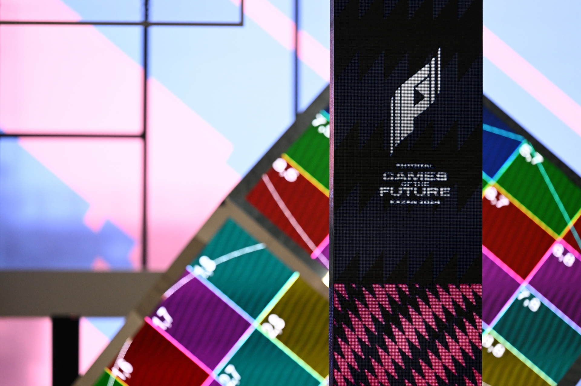 PHOENIX обыграл Holcattes в матче группового этапа по фиджитал-футболу на Играх Будущего