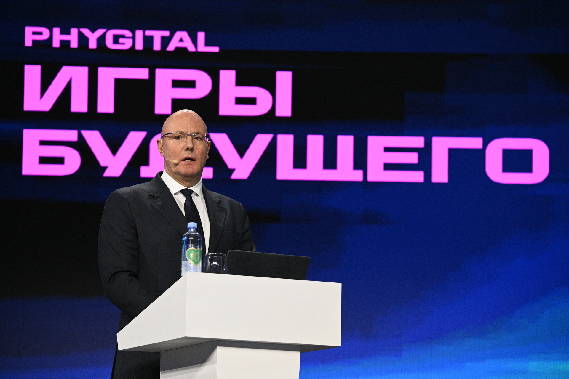 Чернышенко призвал укреплять спортивный суверенитет России