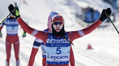 Российская лыжница Евгений Крупицкая
