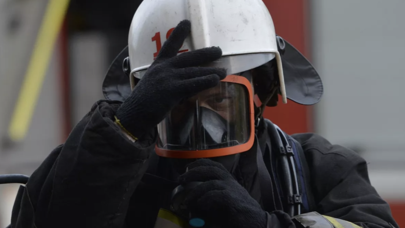 Площадь пожара на складе в Красноярске составила 800 квадратных метров