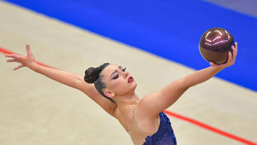 «Были мысли сняться»: Крамаренко выиграла все золотые медали чемпионата России по художественной гимнастике