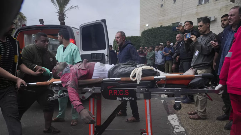 Десятки человек погибли и ранены при израильском ударе по развязке в Газе