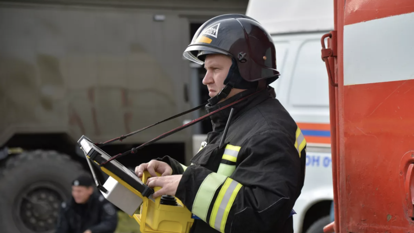 В центре Москвы возник пожар в квартире жилого дома начала ХХ века