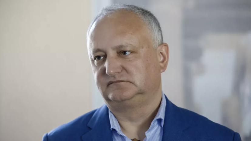 Додон осудил давление властей Молдавии на главу Гагаузии за её визит в Россию