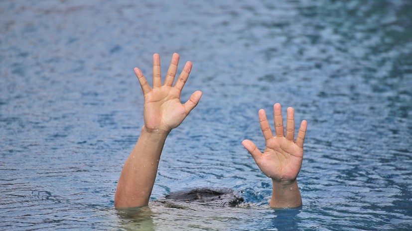Молодой человек спас мужчину, упавшего в реку в Сочи
