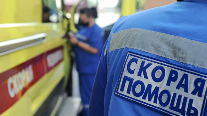 В Волгограде уволили пинавших человека медиков скорой помощи