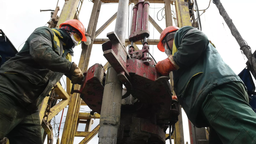 ФАС: нефтяники до конца марта увеличат поставки топлива на биржу