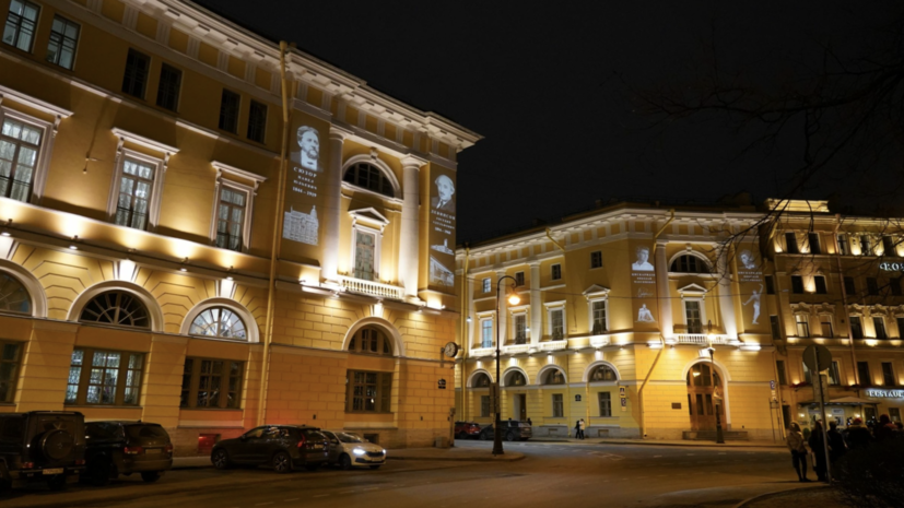 На зданиях в Петербурге появилась подсветка в честь архитекторов