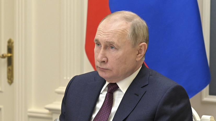 Путин поручил предпринять все меры для спасения заблокированных на руднике «Пионер»