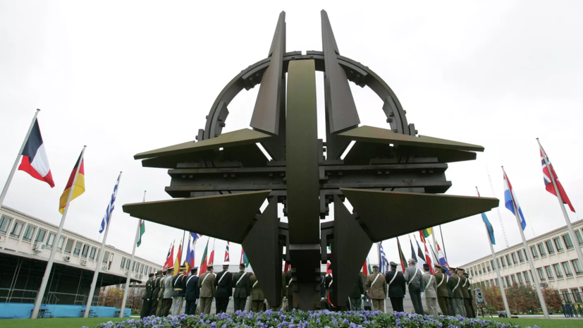 Экс-офицер США: европейцы не желают войны, этого хотят только военные паразиты