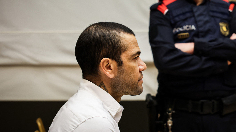 Marca: Алвеса освободили под залог до решения по апелляции