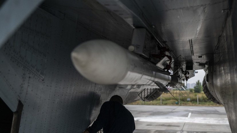 Военная хроника сообщила о массированном ракетном ударе по объектам на Украине