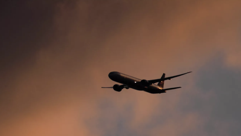 Причиной экстренной посадки Boeing в Чите стал датчик исправности двигателя