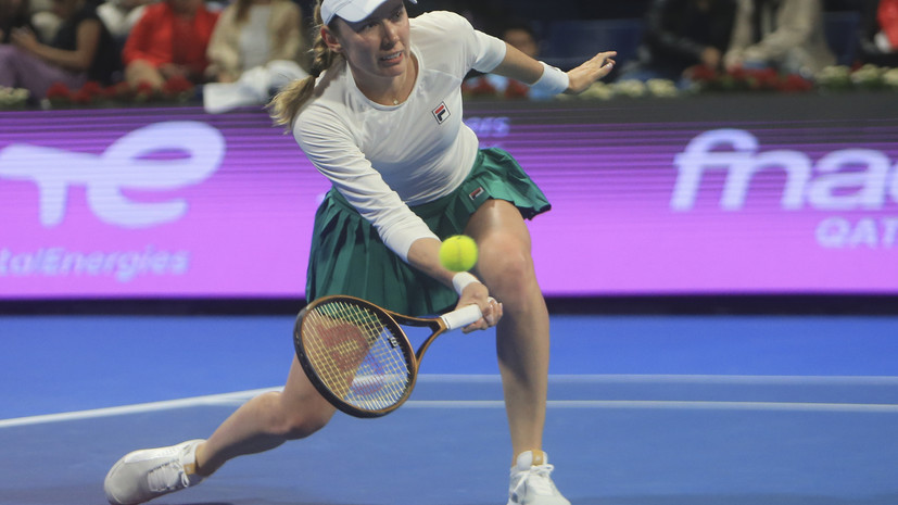 Александрова вышла в четвертьфинал турнира WTA в Майами, обыграв Свёнтек
