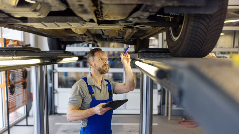 Автоэксперт Сажин дал рекомендации по подготовке машины к весне