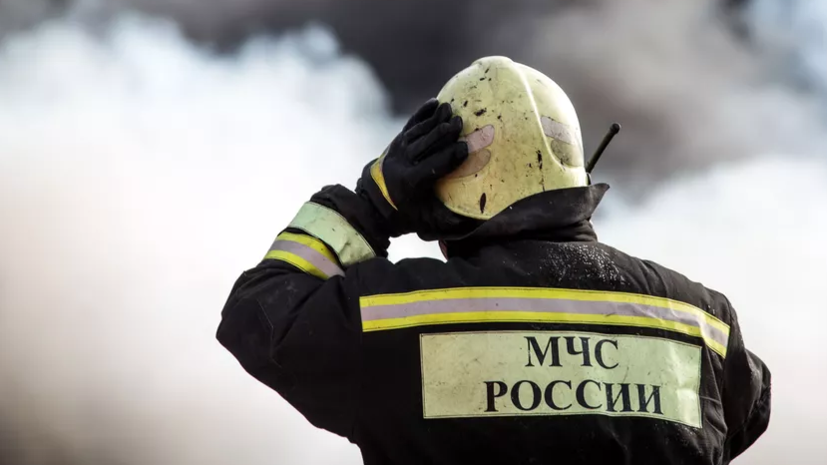 МЧС: пожар на складе с бумажной продукцией в Ростове-на-Дону локализован