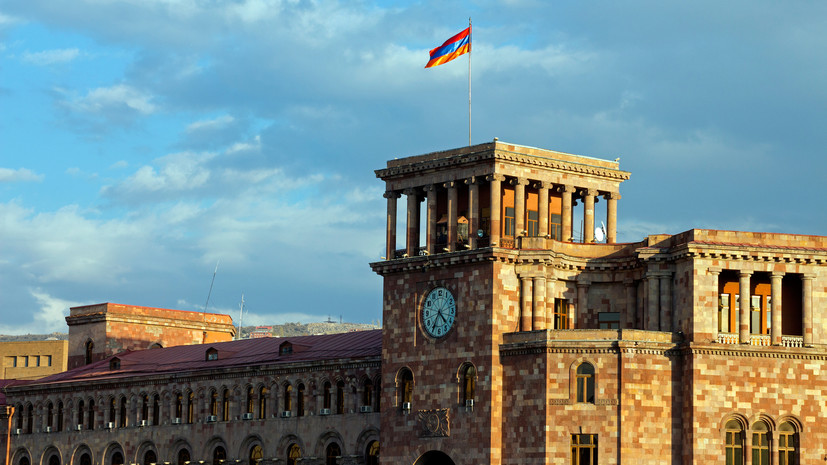 Минобороны Армении сообщило о прибытии военных инструкторов США