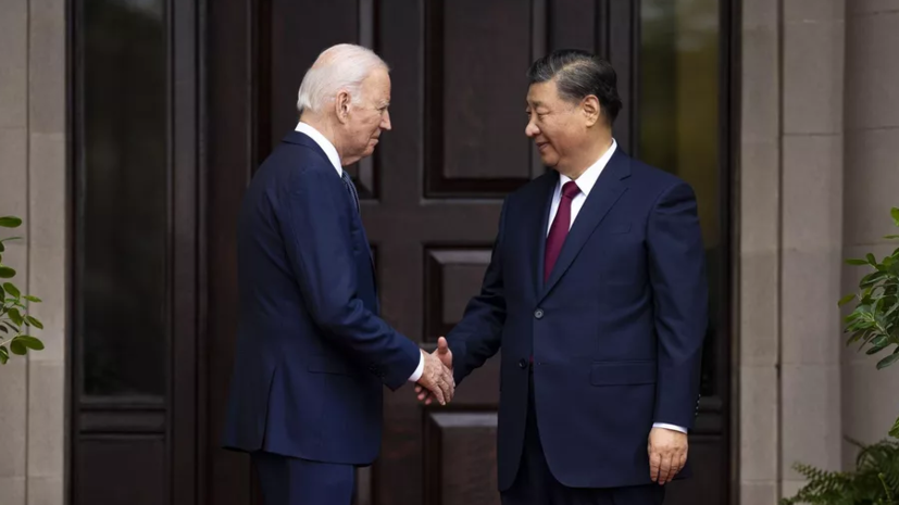 Си Цзиньпин и Байден обсудили ситуацию вокруг Украины