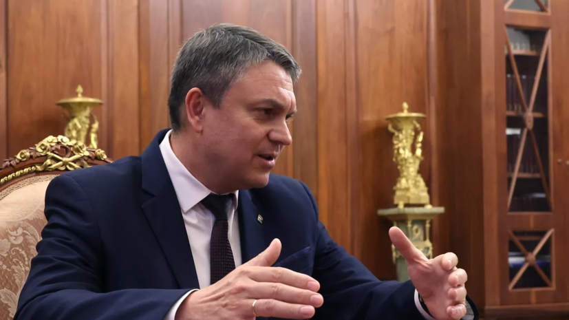 Азаров и Пасечник обсудили вопросы сотрудничества Самарской области и ЛНР