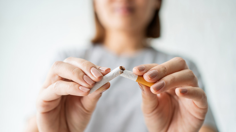 Психолог Самбурский дал советы по отказу от курения