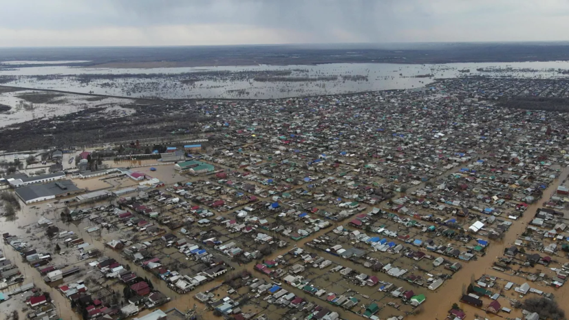 Власти: в ночь на 7 апреля уровень реки Урал может достичь критической отметки