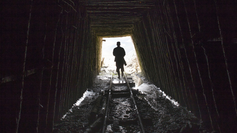 На Урале частично приостановили работу шахты