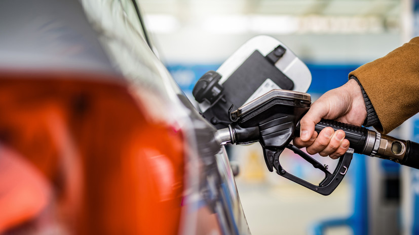 Автоэксперт Стрельбицкий дал советы по определению недолива бензина на АЗС