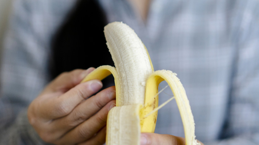 Диетолог Подымникова посоветовала употреблять не более двух бананов в день