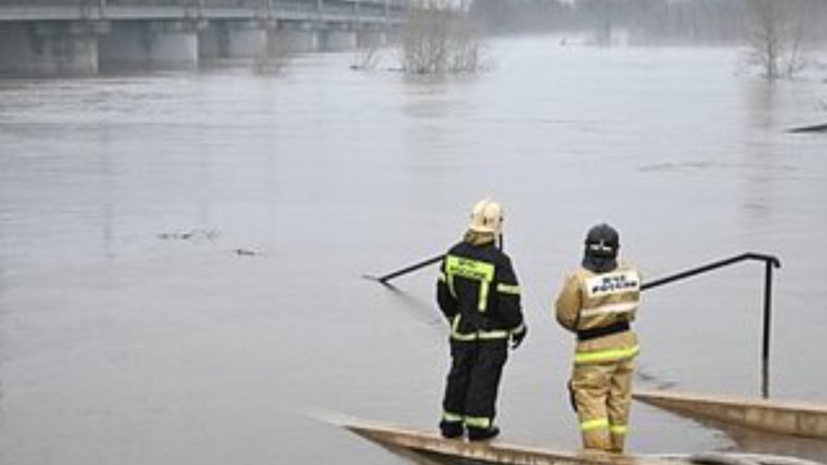 Губернатор Шумков: большой массив воды идёт по течению в сторону Кургана