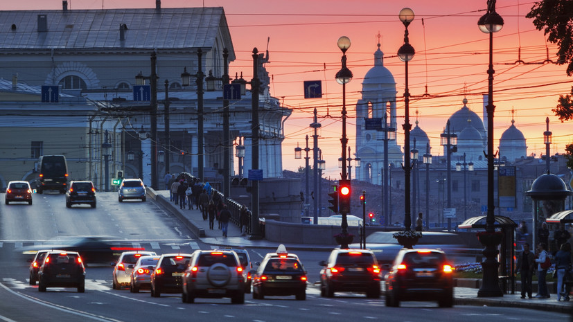 В Петербурге благоустроят сквер у Александровских ворот