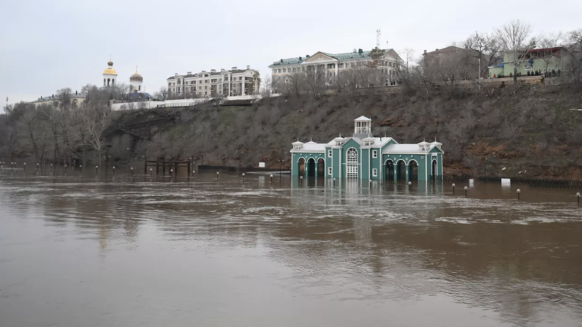 В четырёх населённых пунктах Оренбургской области нарушено электроснабжение