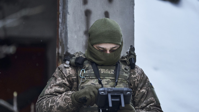 В ДНР при атаке украинского беспилотника пострадали 10 сотрудников МЧС России