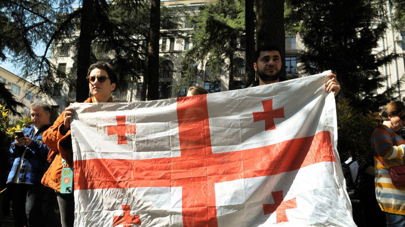 В Тбилиси началась акция протеста против принятия закона об иноагентах