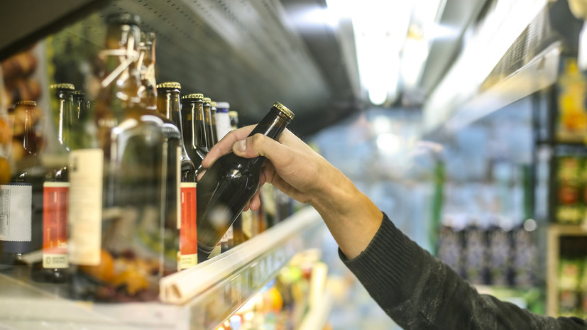 В Госдуме предложили ограничить число точек продажи спиртного в многоквартирных домах