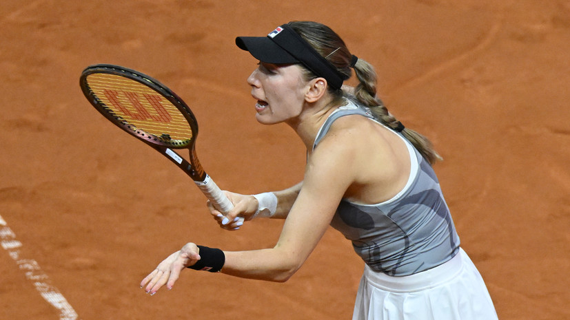Александрова уступила Жабер на старте теннисного турнира в Штутгарте