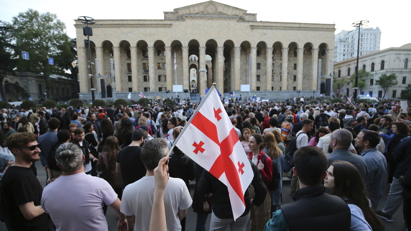 В Тбилиси проходит очередная акция против принятия законопроекта об иноагентах