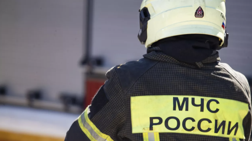 Спасатели ликвидировали открытое горение в Астрахани