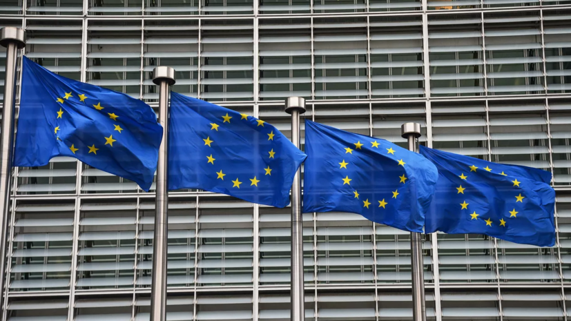ЕС намерен включить в 14-й пакет санкций против России запрет на поставки СПГ