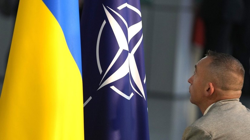 Посол в ФРГ: без участия стран НАТО конфликт на Украине давно бы закончился