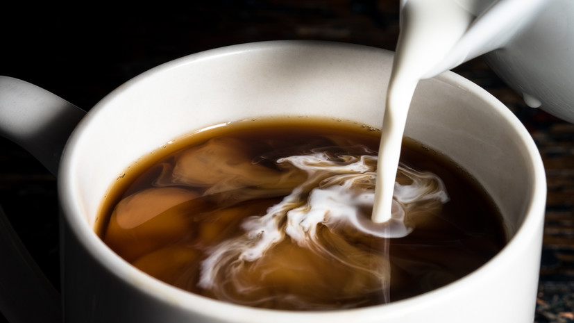 Нутрициолог Хлопова предупредила худеющих, что кофе с молоком является десертом