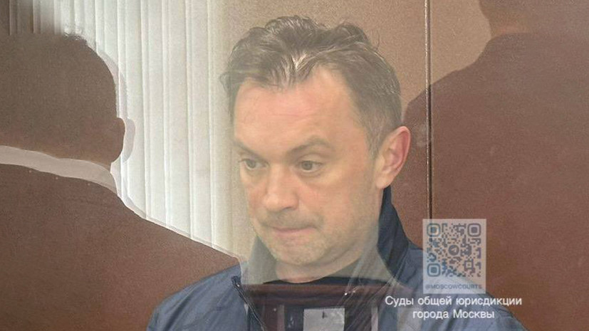 Суд арестовал третьего фигуранта дела о взятке, по которому проходит Иванов