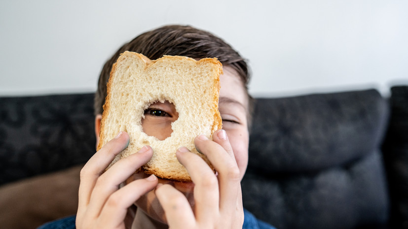 Эндокринолог Хайкина посоветовала убрать белый хлеб из детского рациона
