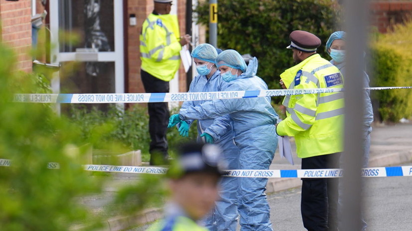 Подросток погиб при нападении вооружённого мечом мужчины в Лондоне