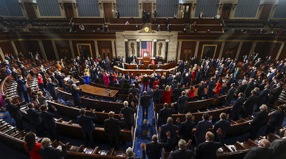 Заседание палаты представителей конгресса США, на котором был одобрен законопроект о военной помощи Украине