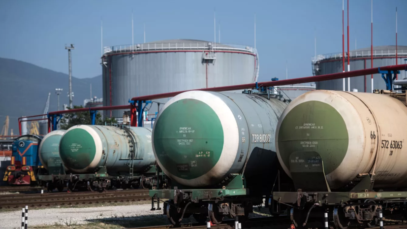 Парламент Казахстана принял закон о транспортировке российской нефти в Китай