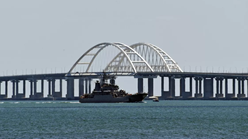 Движение автотранспорта по Крымскому мосту восстановлено