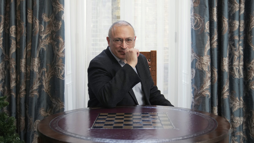 Ходорковский инициировал назначение сына директором Оксфордского российского фонда