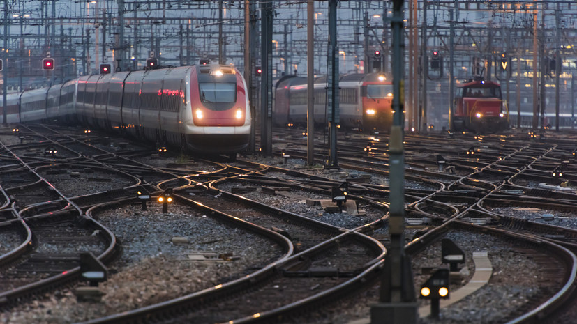 В Латвии перевозчик просит разрешить закупки в России из-за поездов времён СССР