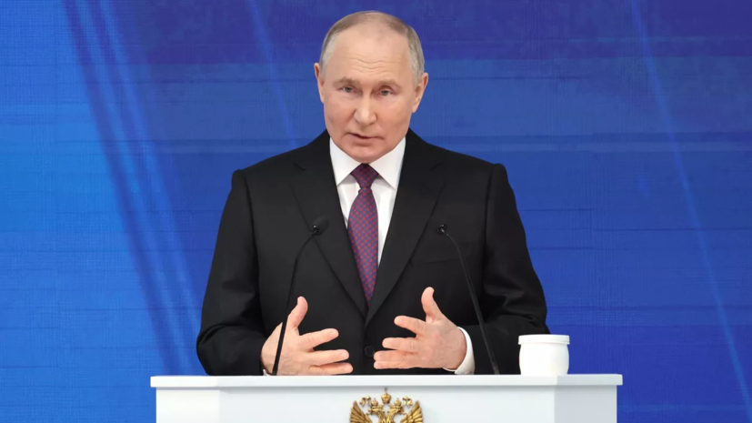 Путин прибыл на церемонию инаугурации в Большой Кремлёвский дворец